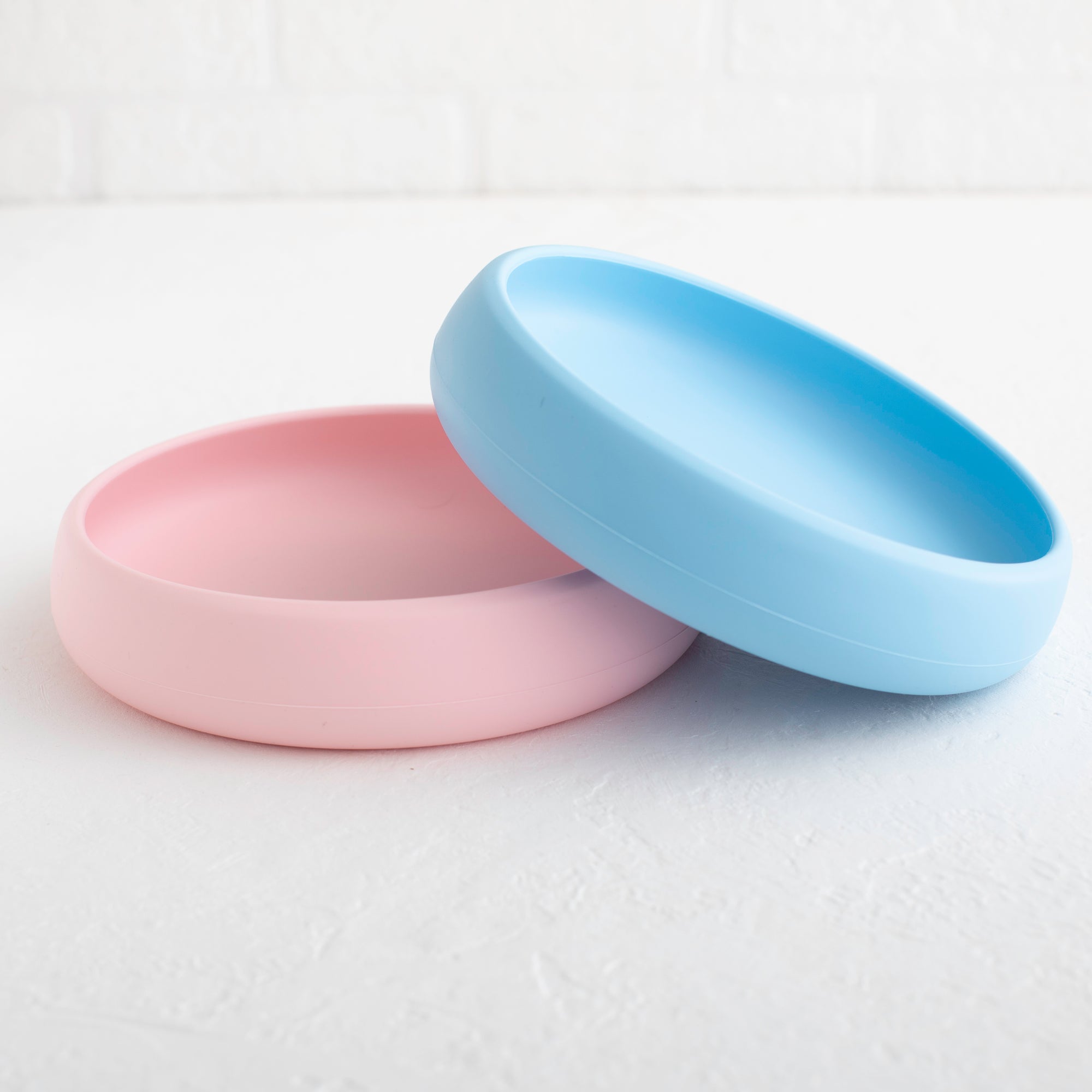 Silicone Round Suction Plate - Perfect for Baby Mess-Free Feeding