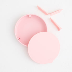 FlexiPlate: Silicone Suction Plate with Removable Divider & Airtight Lid