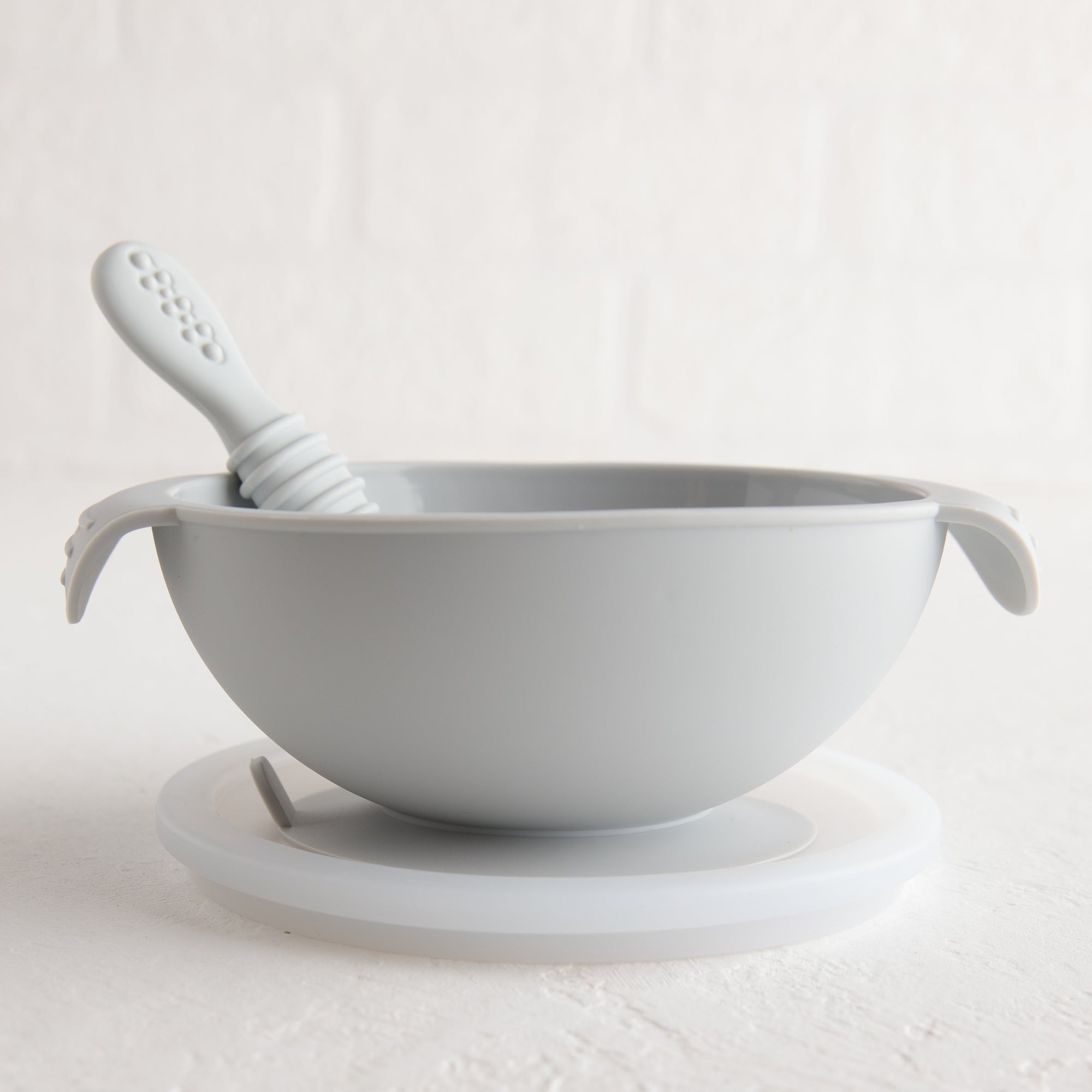 baby bowl - suction bowl - Silicone Suction Bowl and Spoon Set - Nestor Avenue