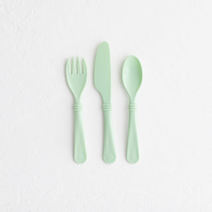 Recycled plastic cutlery set - eco-friendly utensils for sustainable dining - green set.